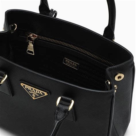 borsa prada nera piccola|Prada Borse vintage .